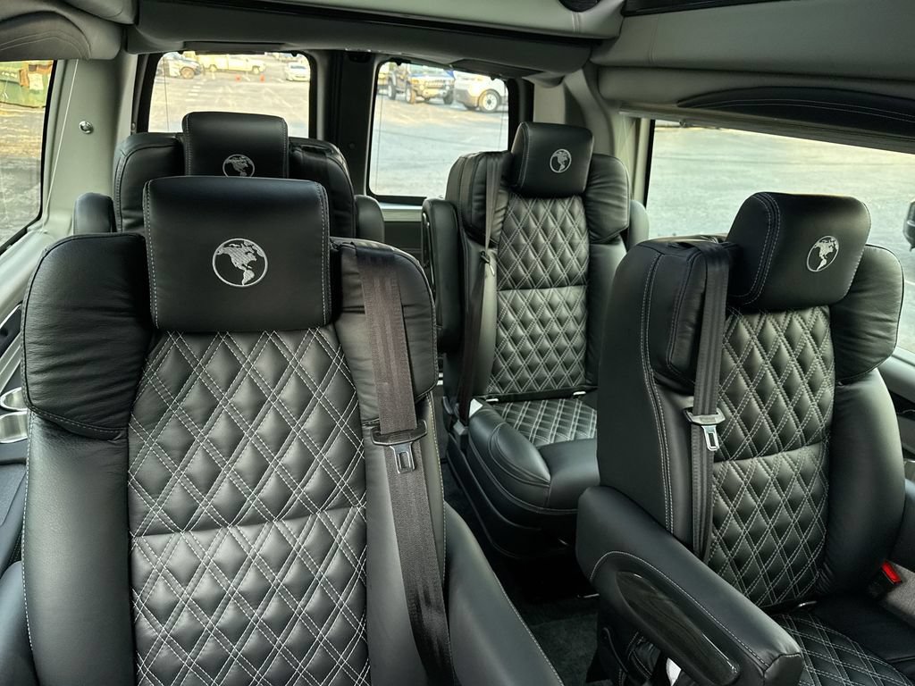 2026 Chevrolet Express Cargo Work Van - Photo 30