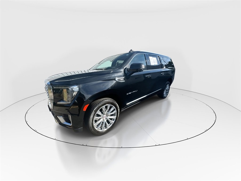 Used 2022 GMC Yukon XL Denali SUV