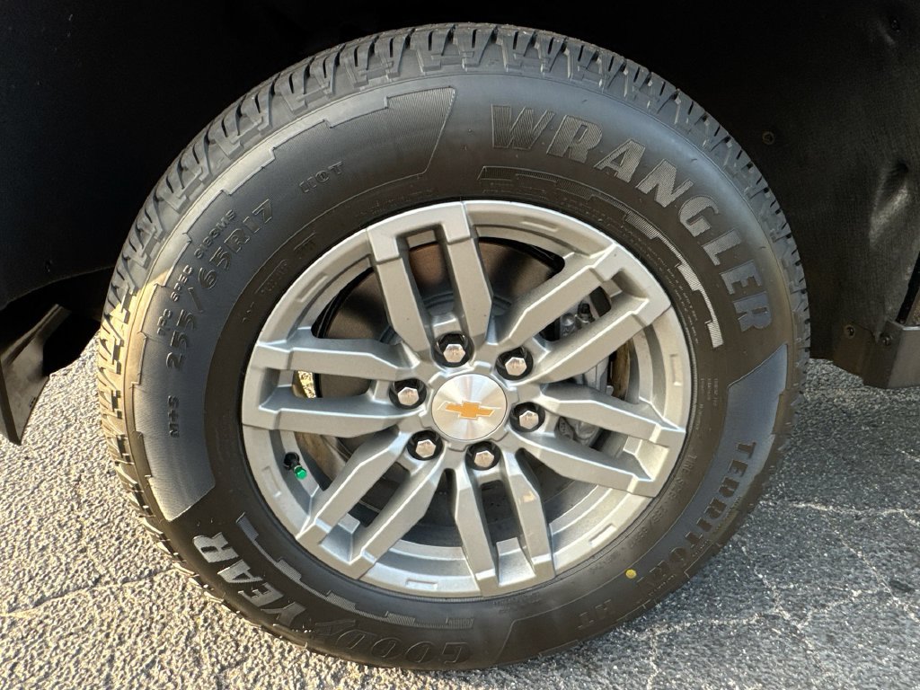 2026 Chevrolet Colorado LT - Photo 12
