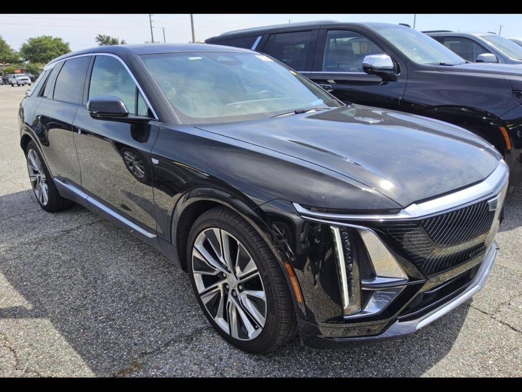 Used 2024 Cadillac LYRIQ Luxury 3 with VIN 1GYKPSRL3RZ117393 for sale in Decatur, GA
