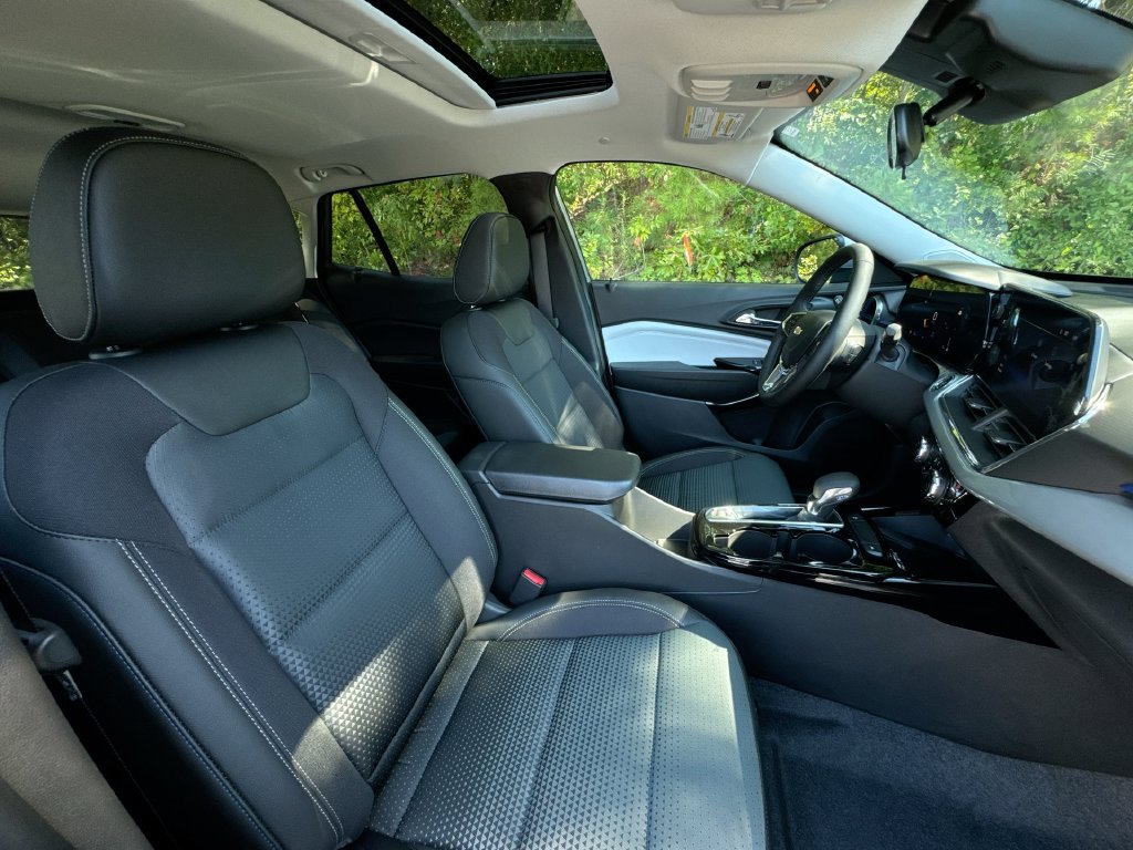 2026 Chevrolet Trax LT - Photo 31