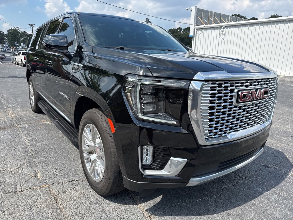 2022 Gmc Yukon XL Denali photo 2