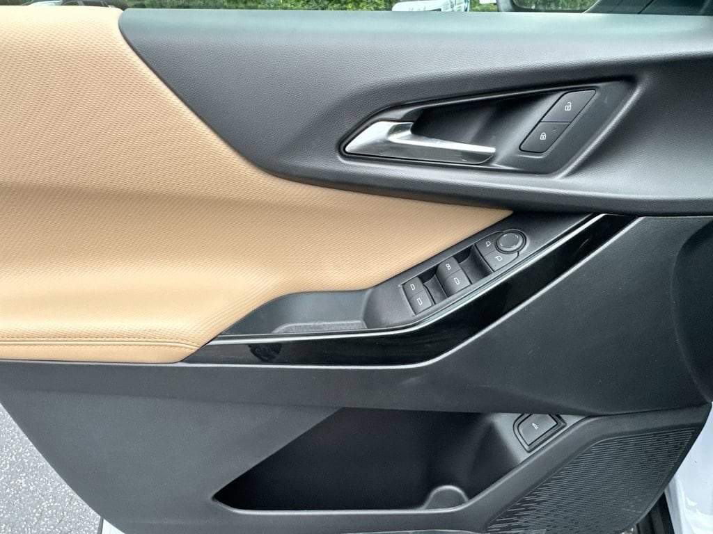 2027 Chevrolet Equinox ACTIV - Photo 15