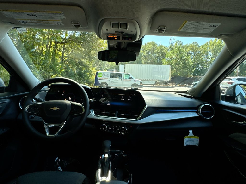 2026 Chevrolet Trax LT - Photo 30