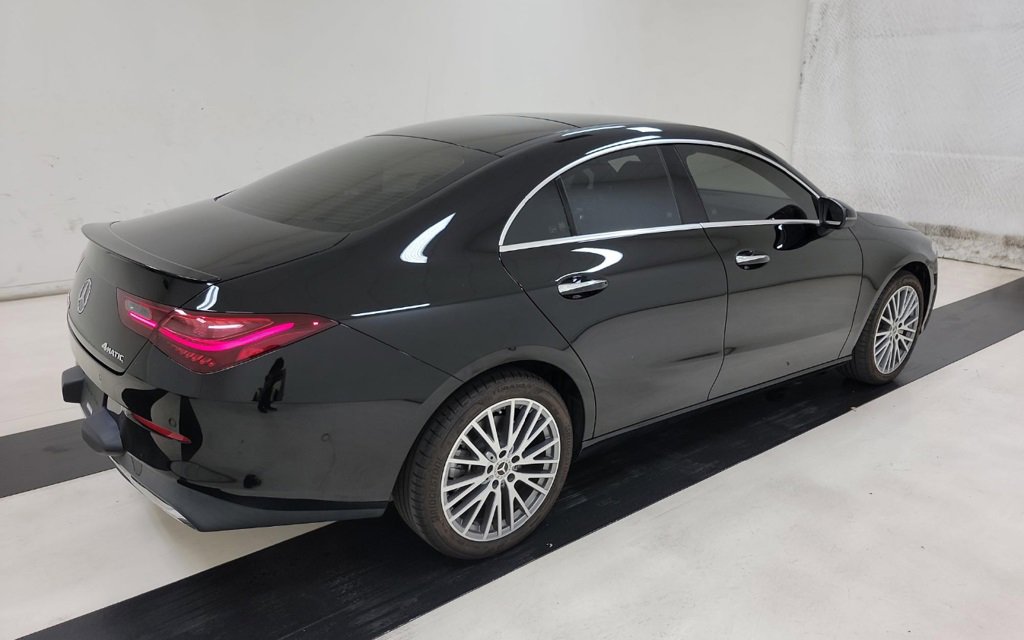 2024 Mercedes Benz CLA 4MATIC 250 photo 4