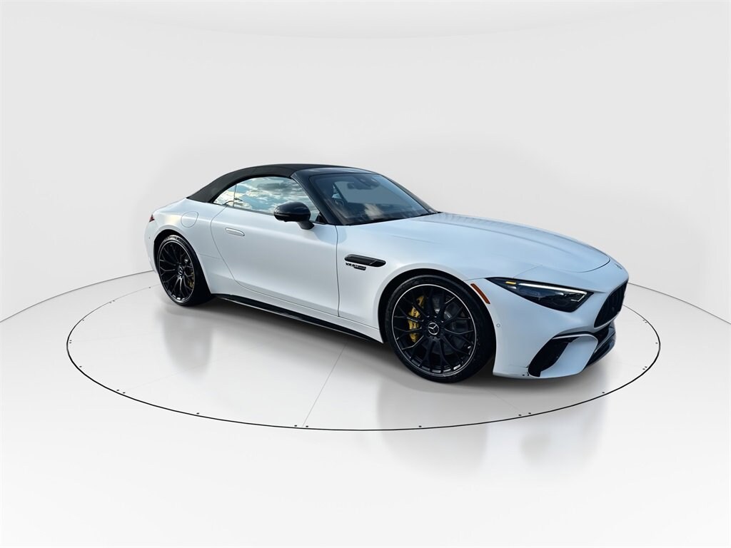 2022 Mercedes Benz SL AMG 63 photo 2