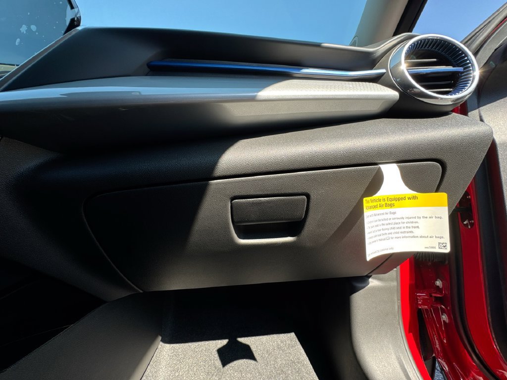 2026 Chevrolet Trax LT - Photo 35