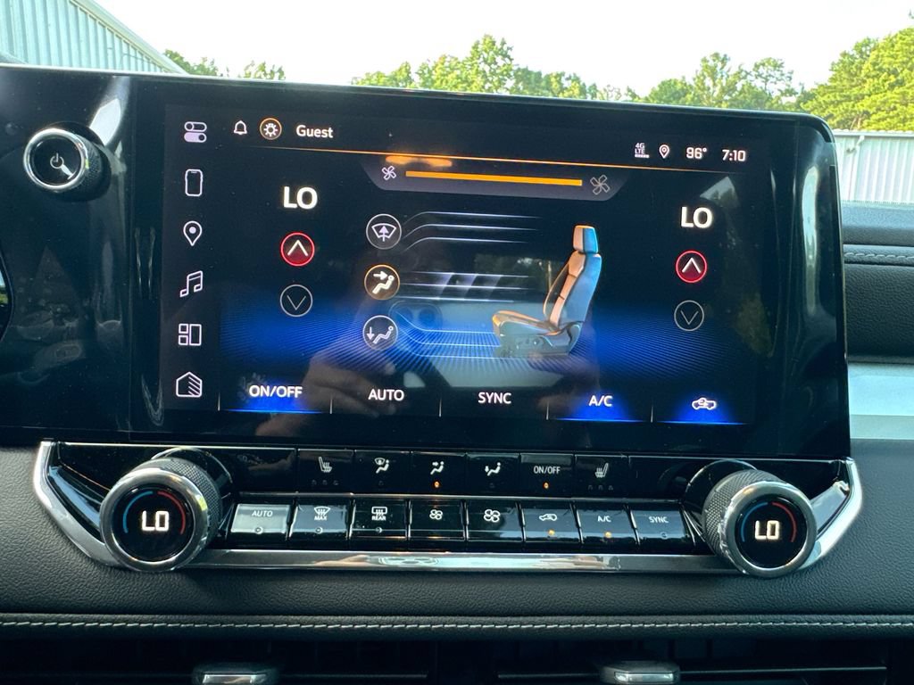 2026 Chevrolet Colorado LT - Photo 25