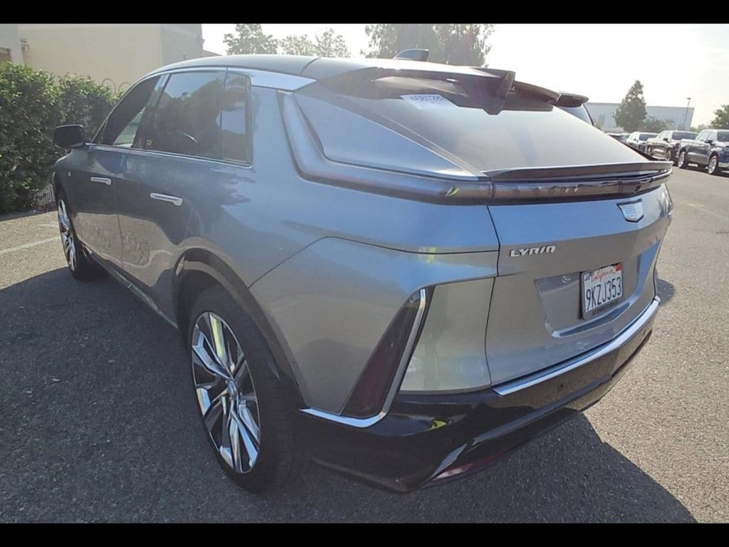 Used 2024 CADILLAC Lyriq Luxury 3 SUV