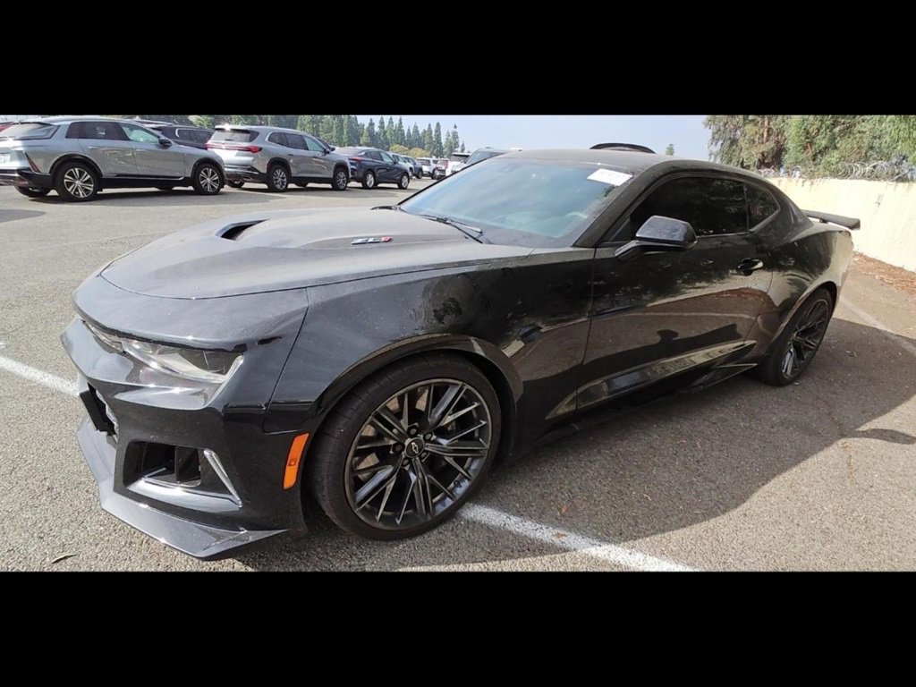 2023 Chevrolet Camaro ZL1 photo 3