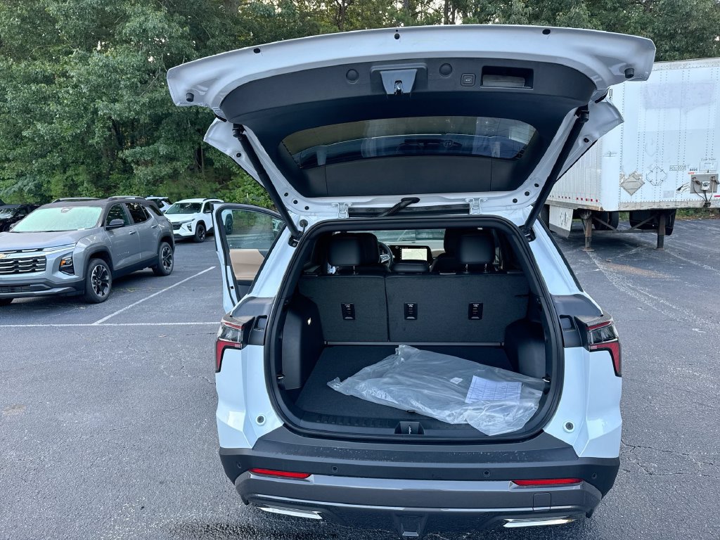2027 Chevrolet Equinox ACTIV - Photo 35