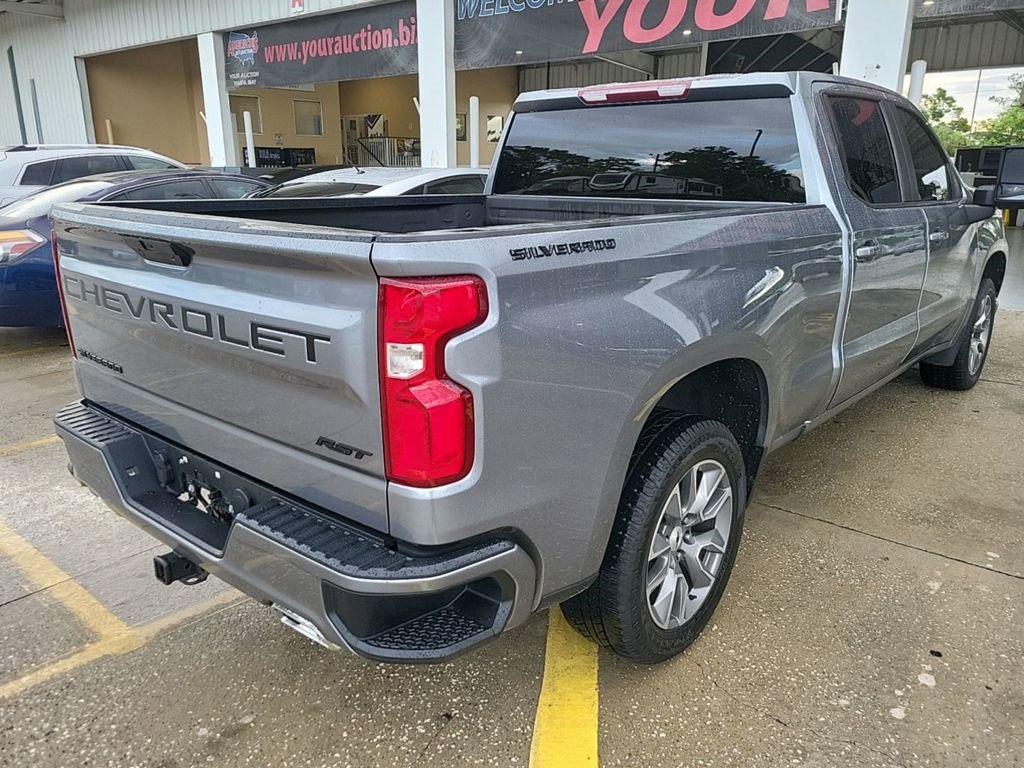 2020 Chevrolet Silverado 1500 RST photo 2