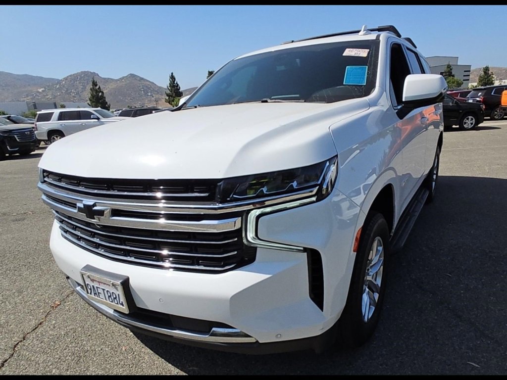 2022 Chevrolet Tahoe LT photo 2