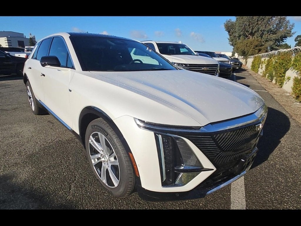 Used 2024 CADILLAC Lyriq Tech SUV
