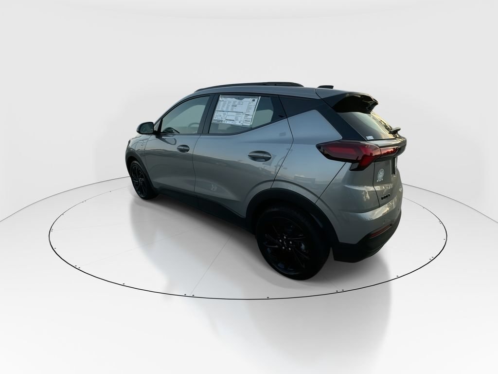 2027 Chevrolet Bolt RS - Photo 6