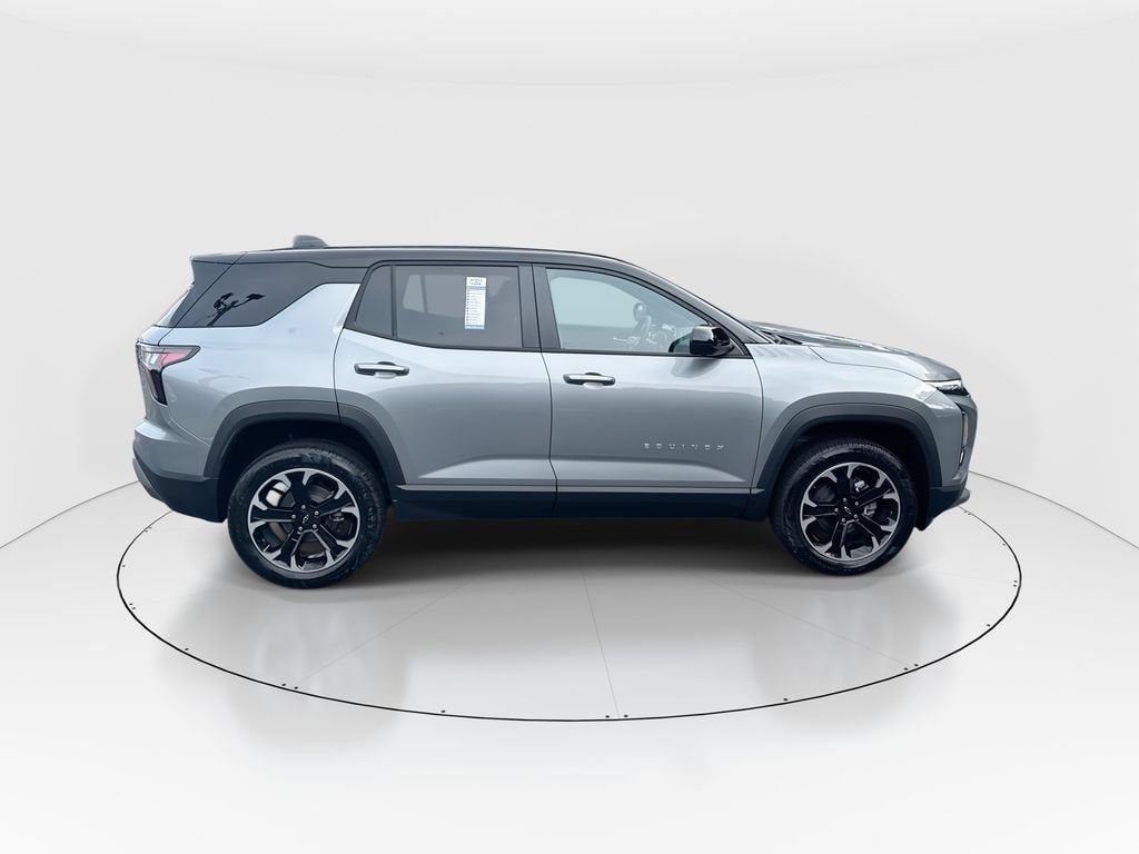 2027 Chevrolet Equinox LT - Photo 9