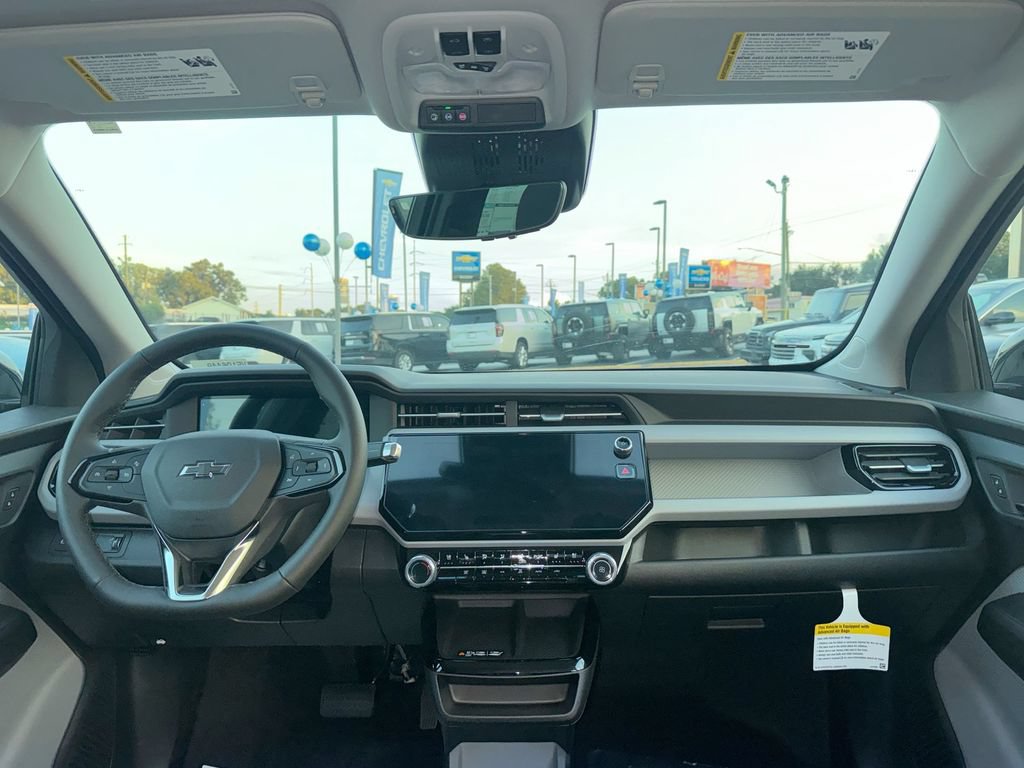 2027 Chevrolet Bolt RS - Photo 30