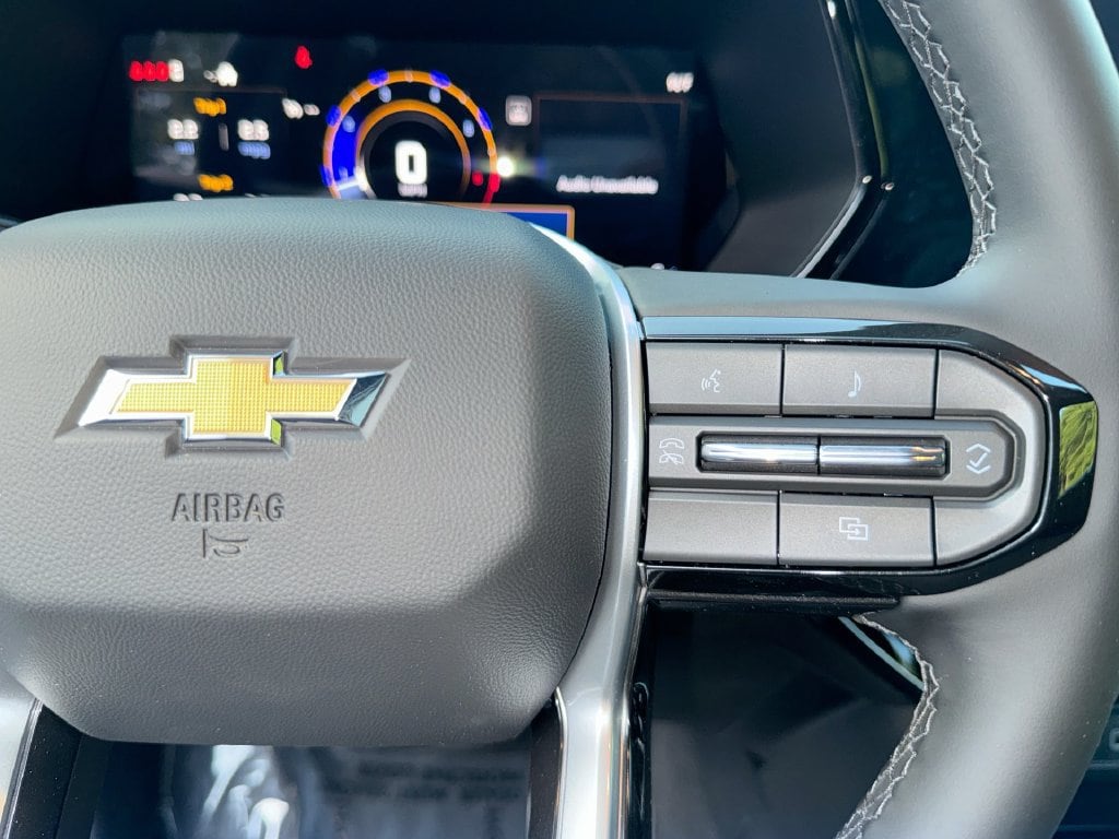 2026 Chevrolet Colorado LT - Photo 18