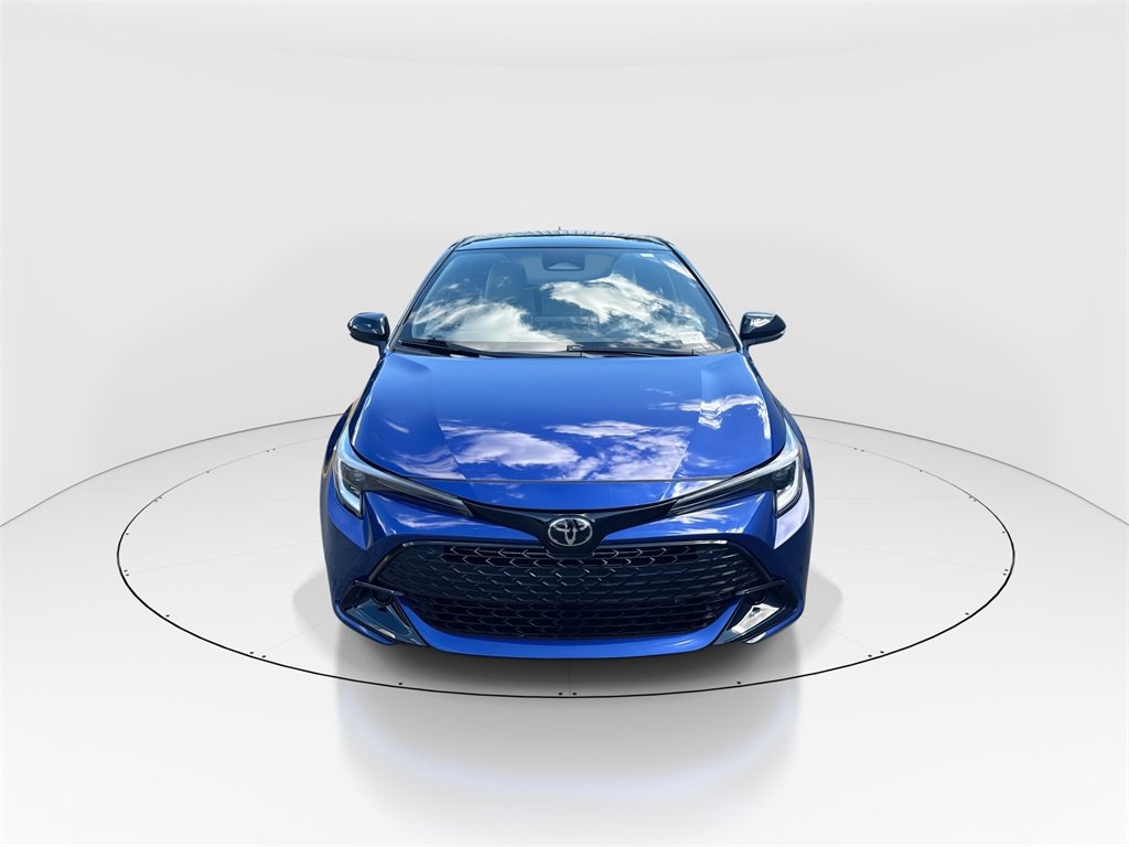 2025 Toyota Corolla SE photo 3