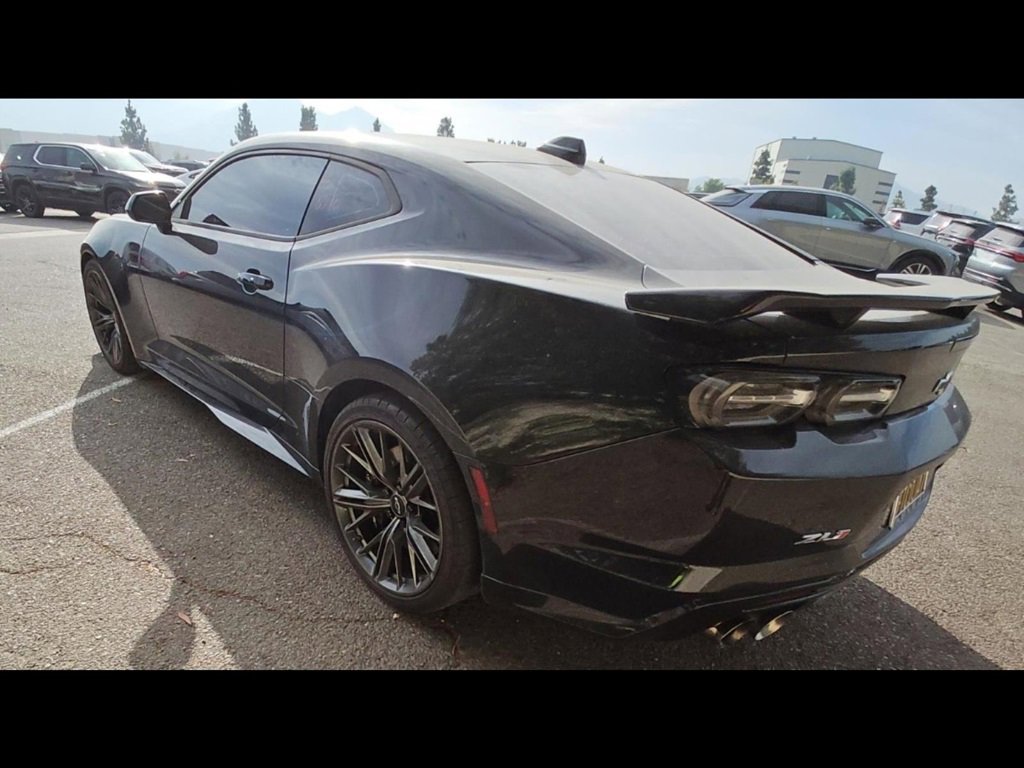 2023 Chevrolet Camaro ZL1 photo 4