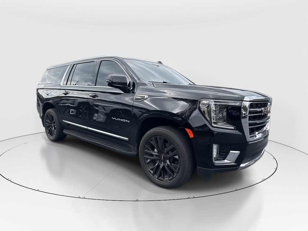 2023 GMC Yukon XL SLT's photo
