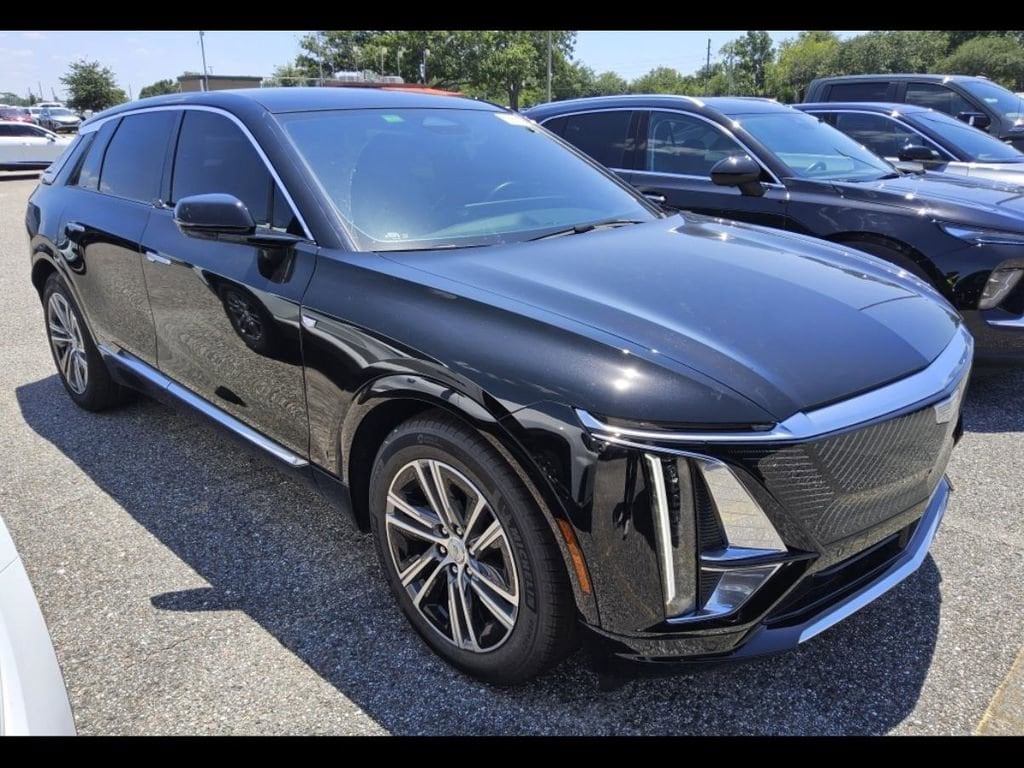 Used 2023 Cadillac LYRIQ Luxury with VIN 1GYKPPRLXPZ003420 for sale in Decatur, GA