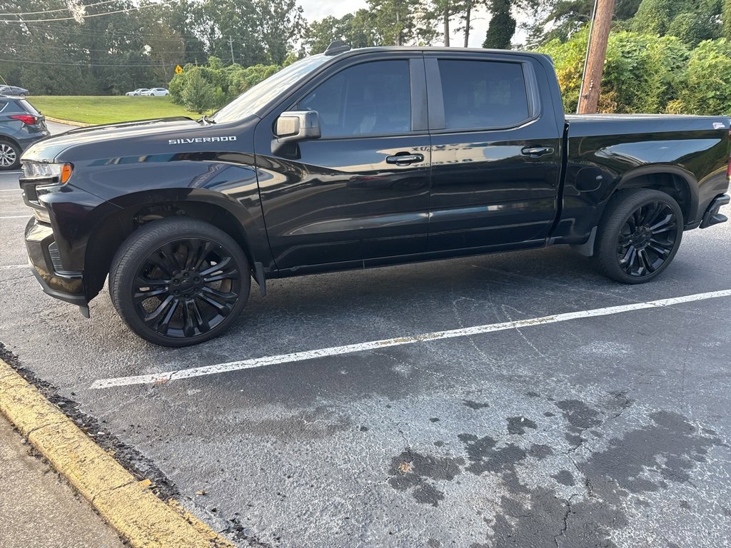 2019 Chevrolet Silverado 1500 RST photo 2
