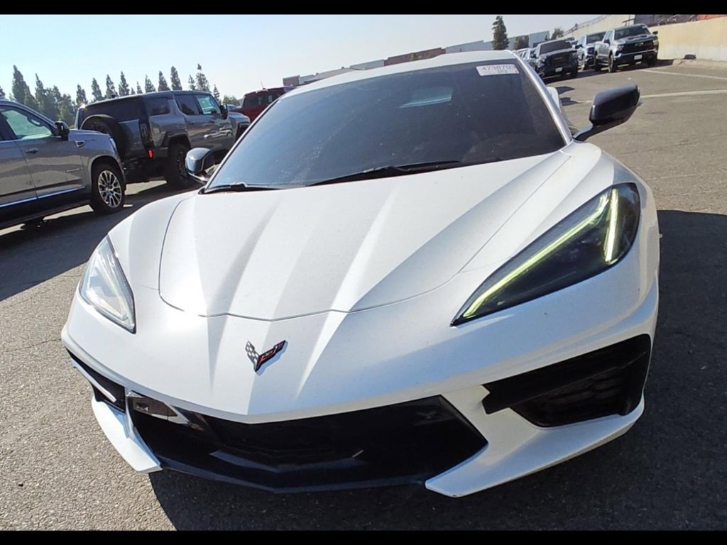 2023 Chevrolet Corvette Stingray 2LT photo 3