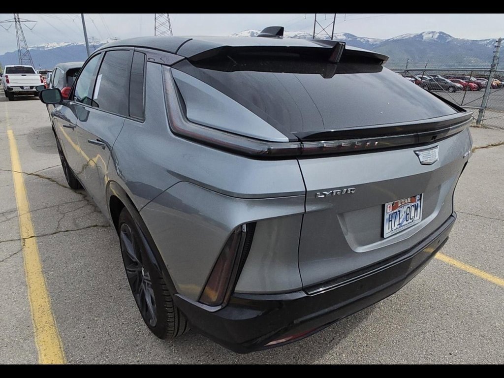 2024 Cadillac Lyriq Sport photo 4