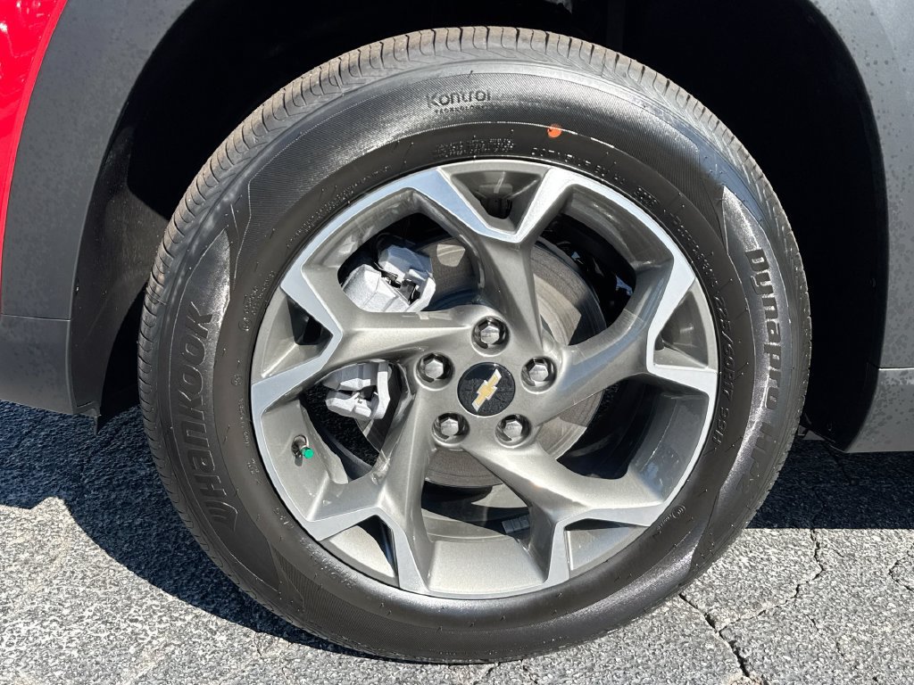 2026 Chevrolet Trax LT - Photo 12