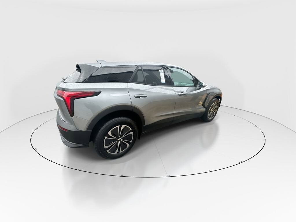 2025 Chevrolet Blazer EV LT - Photo 8