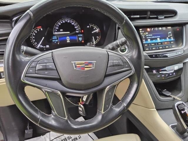 2019 Cadillac XT5 photo 4