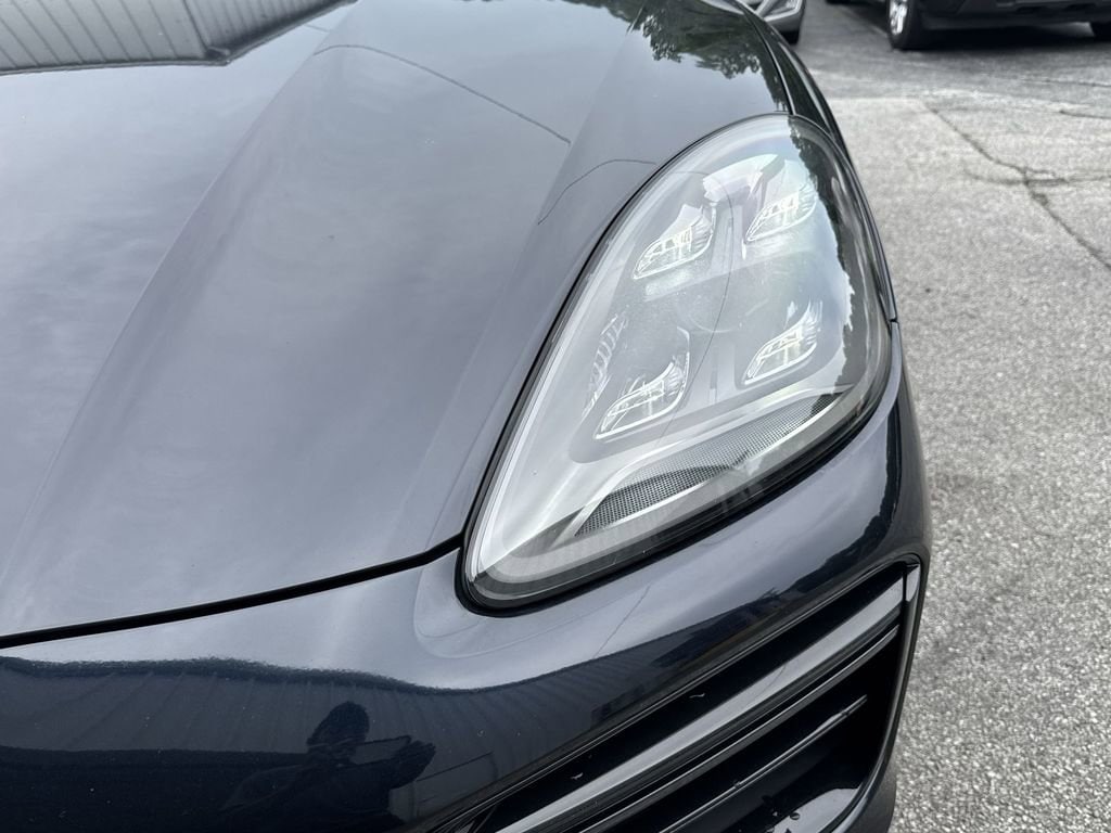 2023 Porsche Cayenne Turbo S E-Hybrid - Photo 10