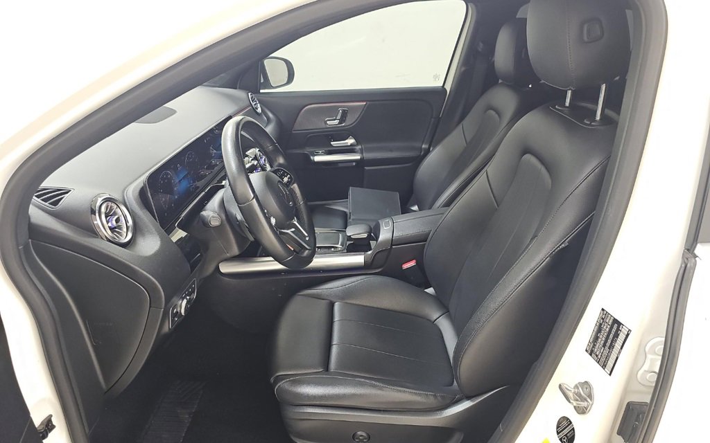 2021 Mercedes Benz GLA 250 photo 4