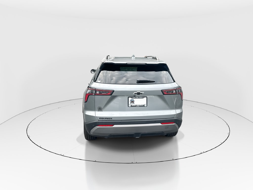 2027 Chevrolet Equinox LT - Photo 7