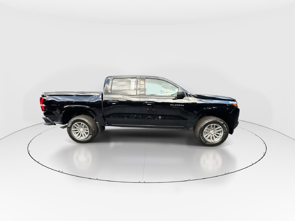 2026 Chevrolet Colorado LT - Photo 9