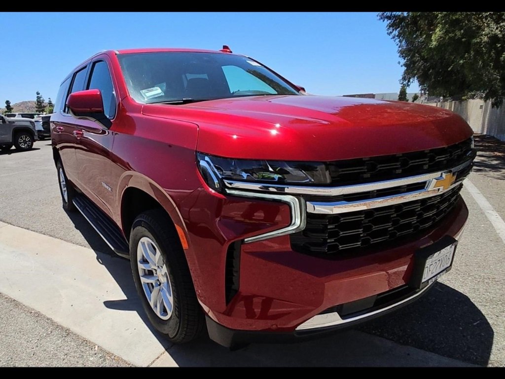 2024 Chevrolet Tahoe LS photo 2