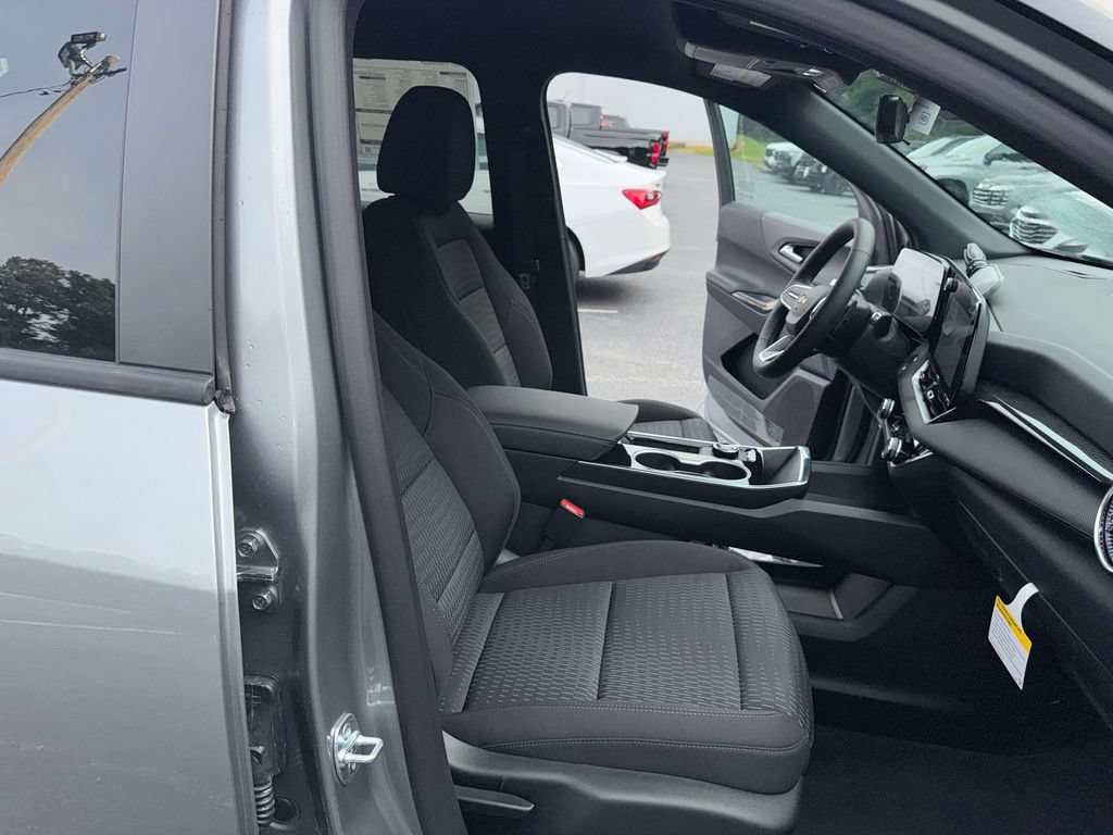 2027 Chevrolet Equinox LT - Photo 32