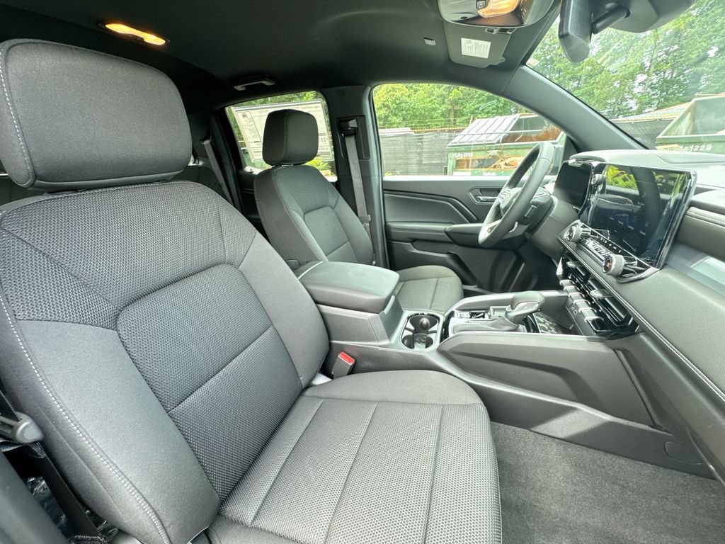 2026 Chevrolet Colorado LT - Photo 31