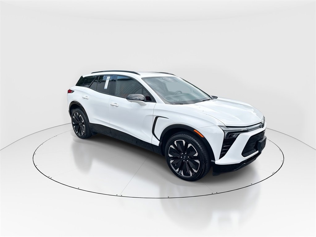 Used 2024 Chevrolet Blazer EV RS with VIN 3GNKDCRJ3RS161191 for sale in Decatur, GA