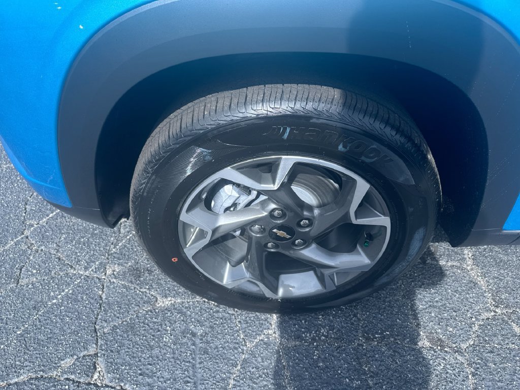 2026 Chevrolet Trax LT - Photo 12