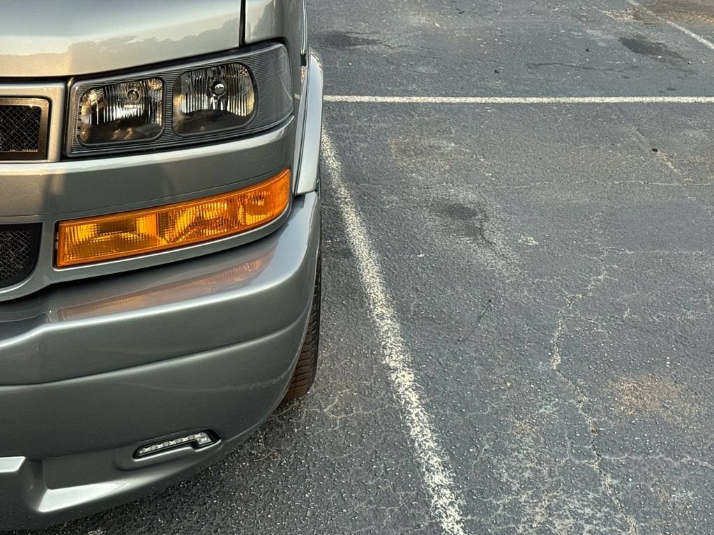 2026 Chevrolet Express Cargo Work Van - Photo 10