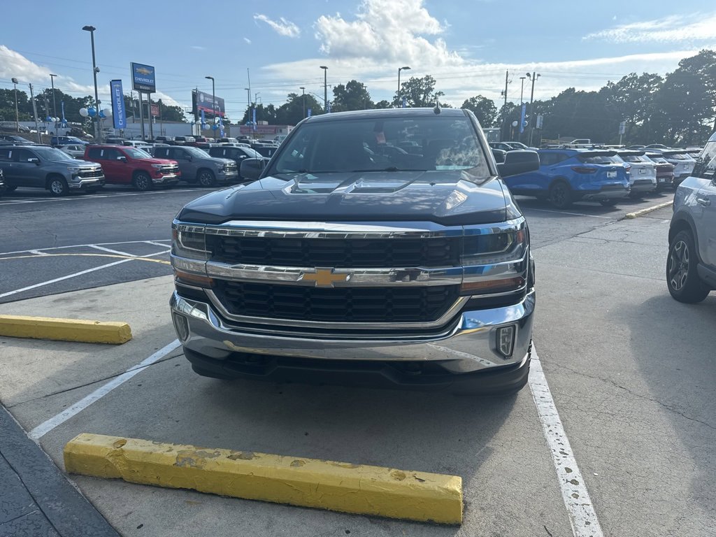 2016 Chevrolet Silverado 1500 LT photo 3