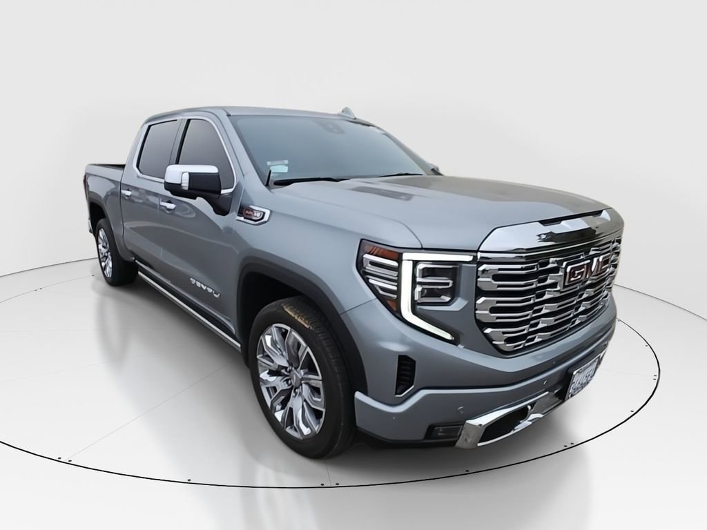 2025 GMC Sierra 4WD Crew Cab Short Box Denali's photo