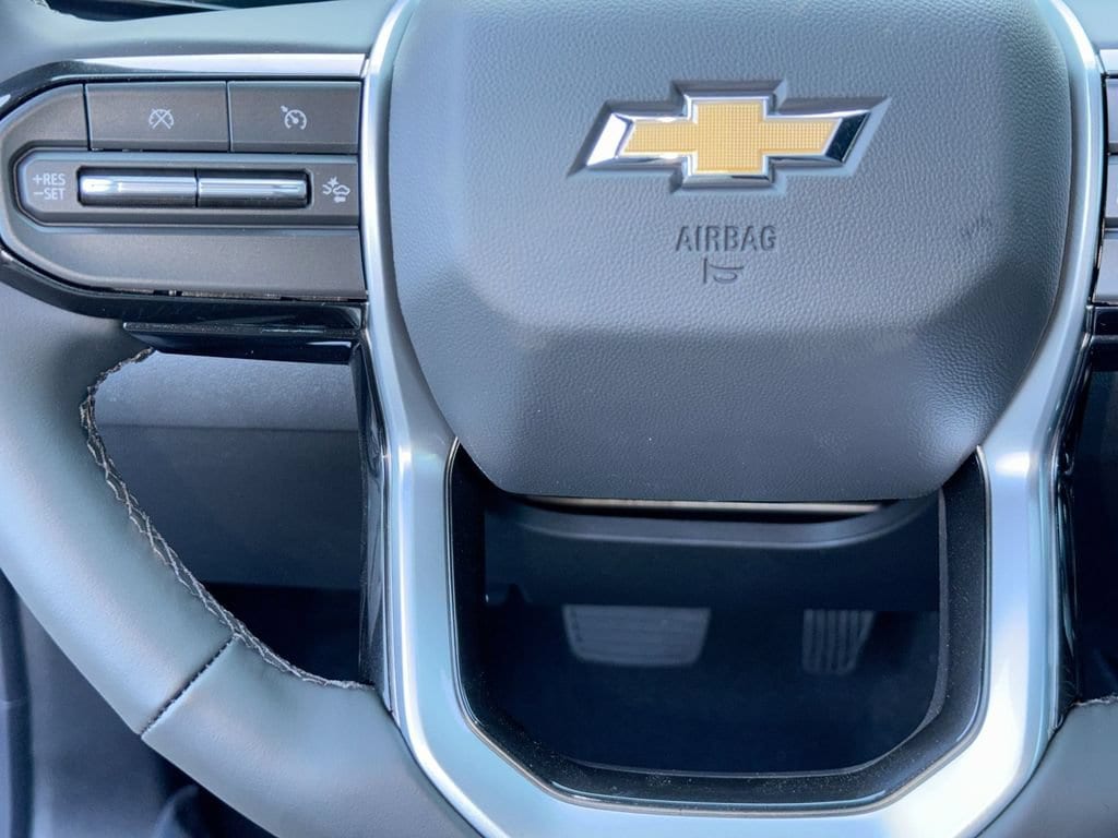 2026 Chevrolet Colorado LT - Photo 17