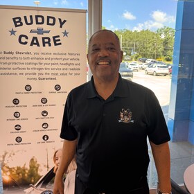 Staff member Reggie Gaines from ID_e14d616ab38f