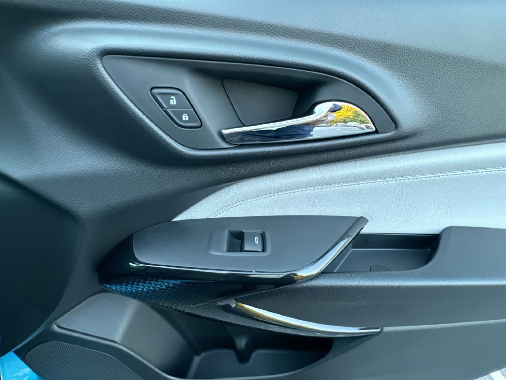2026 Chevrolet Trax LT - Photo 32