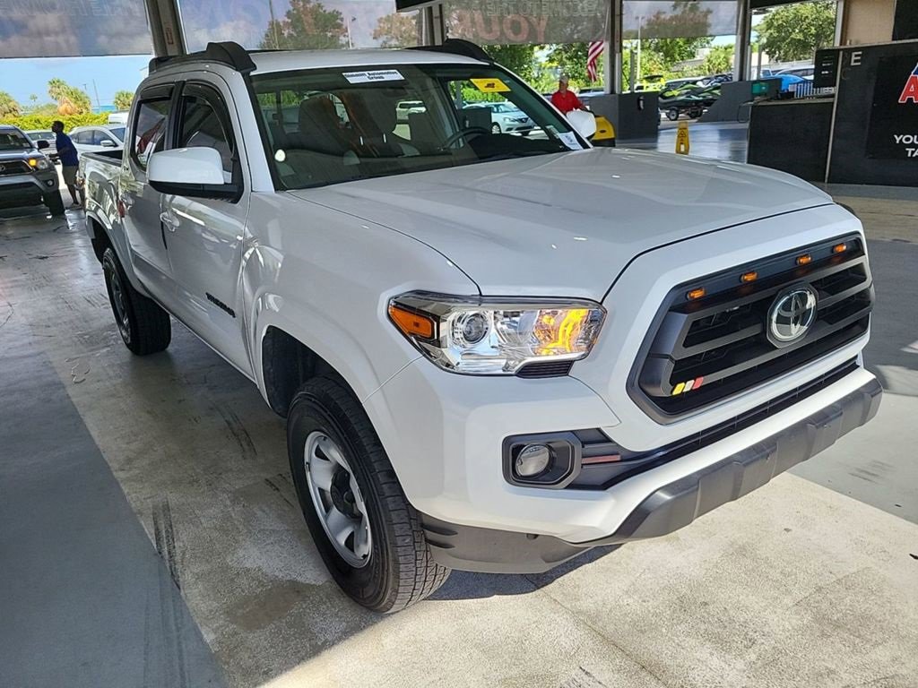2022 Toyota Tacoma SR photo 2