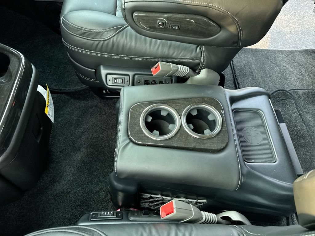 2026 Chevrolet Express Cargo Work Van - Photo 24