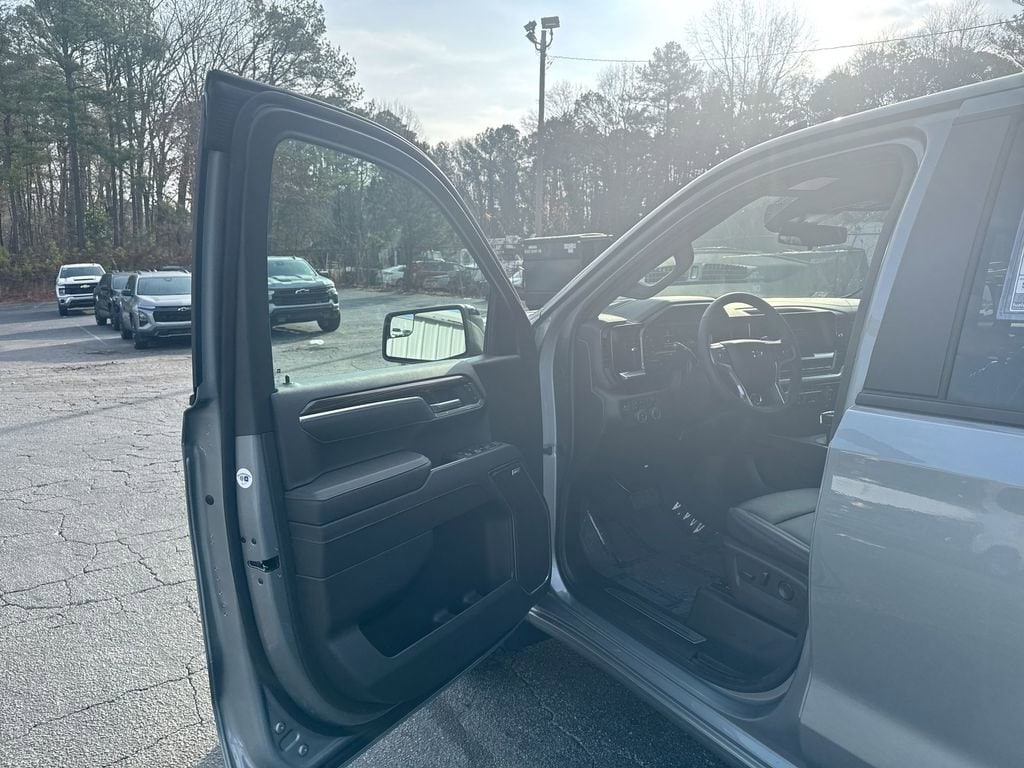 2026 Chevrolet Silverado 1500 RST - Photo 13